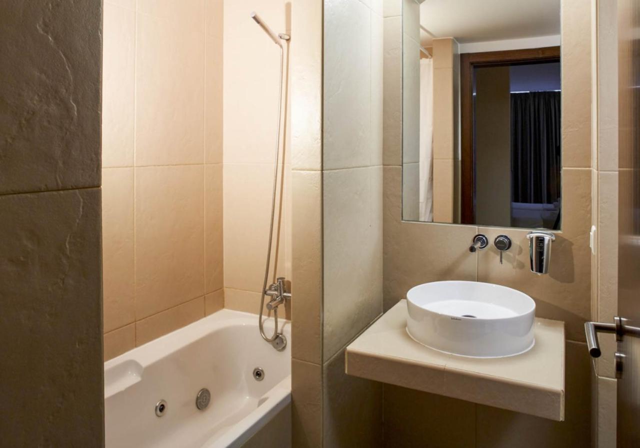Appartamento Salgados T3 - Vista Piscina Guia  Esterno foto