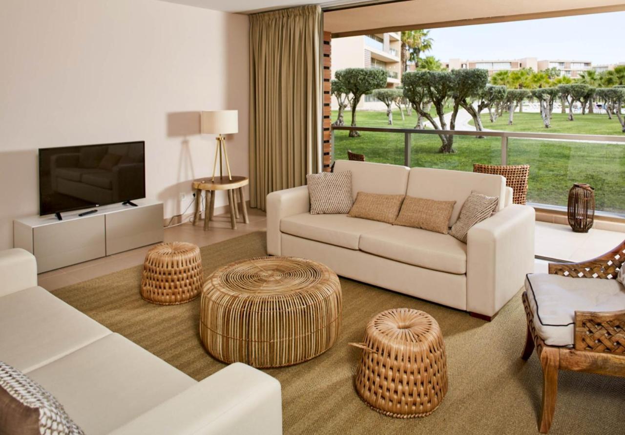 Appartamento Salgados T3 - Vista Piscina Guia  Esterno foto